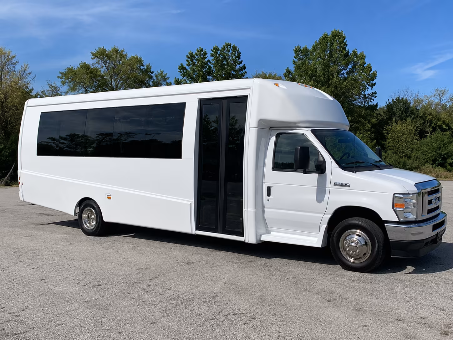 Elk Grove Birthday, Sweet 16, & Quinceañera Party Bus Rentals