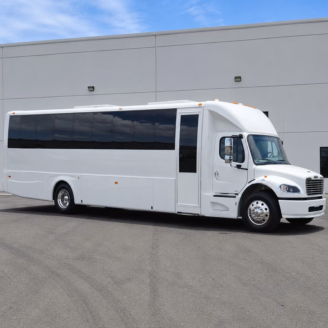 Sacramento Birthday, Sweet 16, & Quinceañera Transportation party bus exterior
